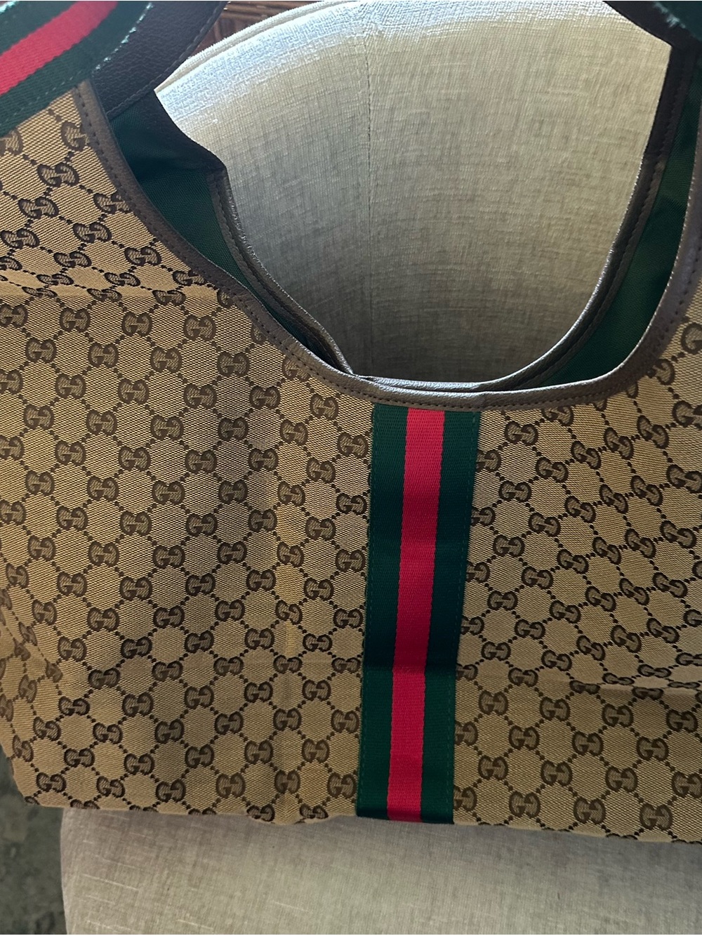 Gucci Brown GG Supreme Canvas Shoulder Bag with Web Stripe - Picture 4 of 10